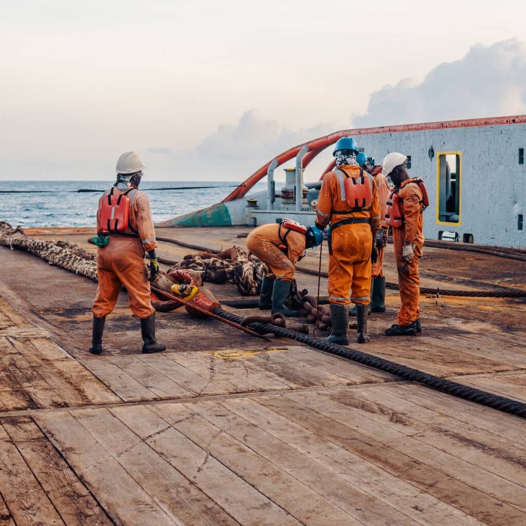 vessel crew preparing vessel for static tow tanker 2021 09 03 21 10 48 utc.jpg